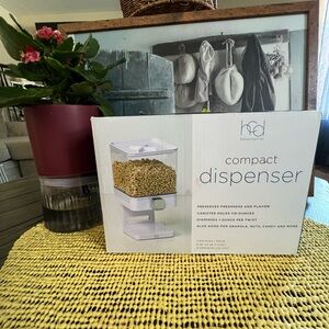 White Compact Dispenser